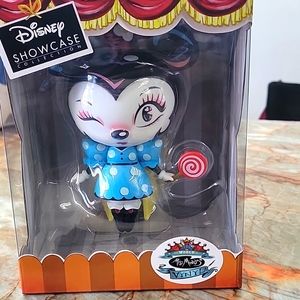 Disney Showcase Collection Minnie